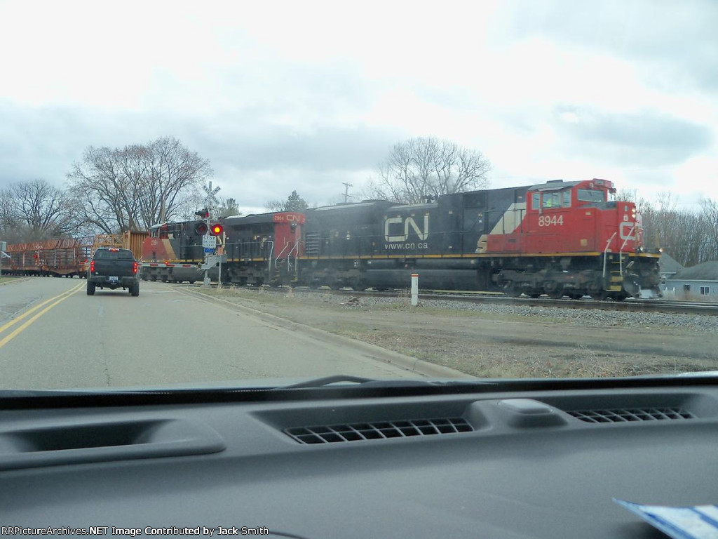 CN 8944